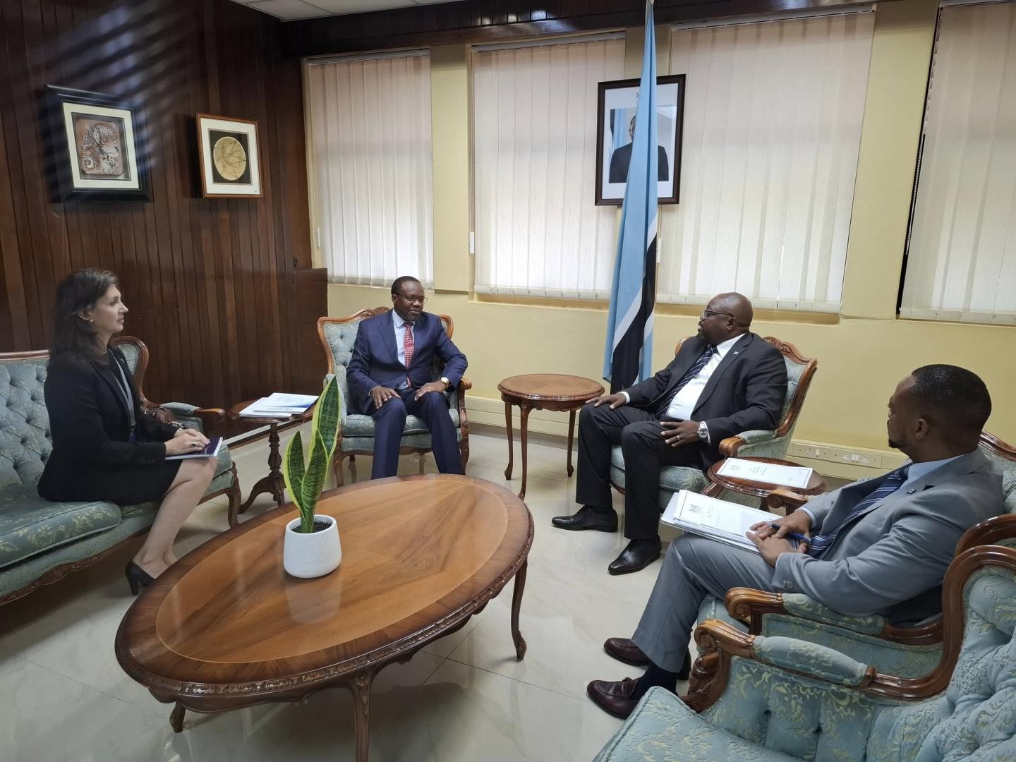 The WHO Representative, Dr. Fabian Ndenzako, met with the Minister of International Relations, Dr. Phenyo Butale, to present his credentials.