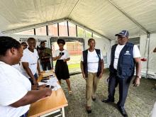 Ministro da Saúde e WR visitam feira da saúde