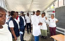 Ministro da Saúde e WR visitam feira da saúde